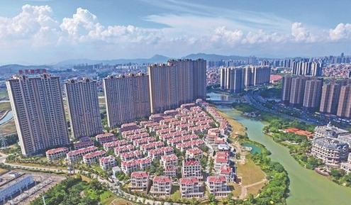 我市房地产去库存新政给购房者和开发商带来利好 陈起拓 摄
